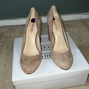 Tan heels